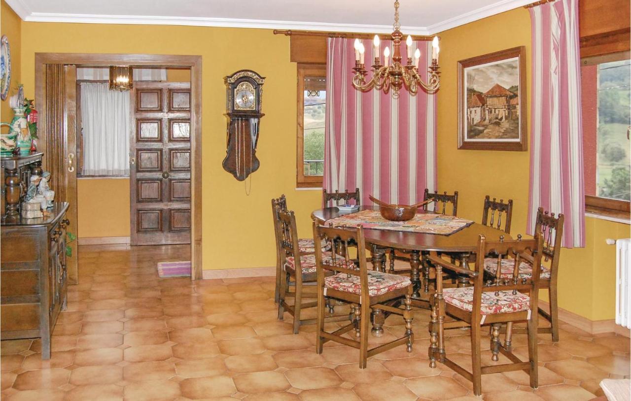 Gorgeous Home In Pilona With Kitchen La Pinera Exterior foto